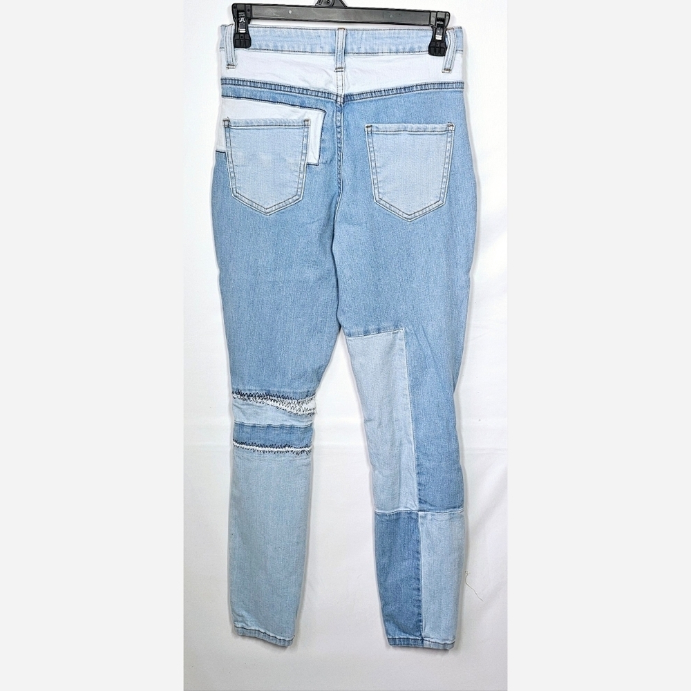 Size 7(28) APHRODITE Blue Rip Knee Jeans - Picture 2 of 3